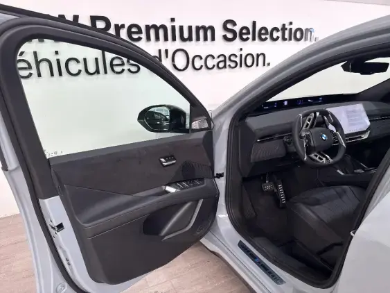 BMW iX3 NA5 - voiture de démonstration - Photo 19
