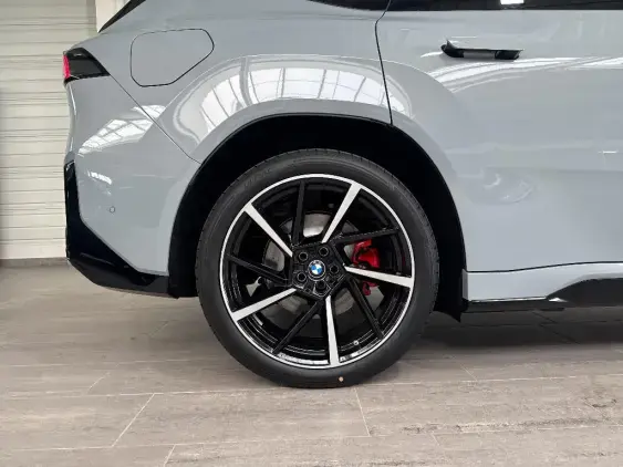 BMW iX3 NA5 - voiture de démonstration - Photo 25