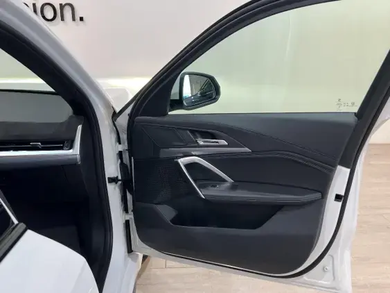 BMW X1 U11 - voiture de démonstration - Photo 20
