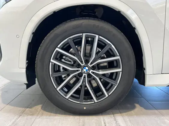 BMW X1 U11 - voiture de démonstration - Photo 23