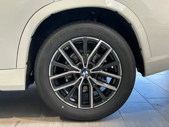 BMW X1 U11 - voiture de démonstration - Photo 24