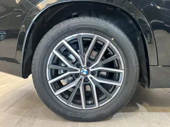 BMW X1 U11 - voiture de démonstration - Photo 25