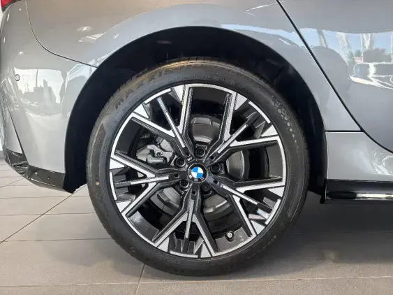 BMW SERIE 1 F70 - voiture de démonstration - Photo 23