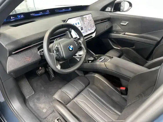BMW iX3 NA5 - voiture de démonstration - Photo 16