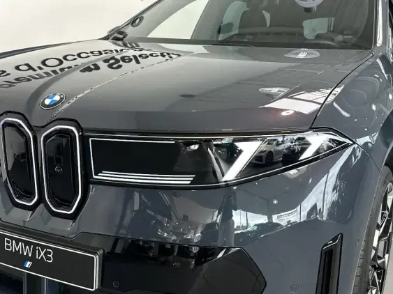 BMW iX3 NA5 - voiture de démonstration - Photo 19