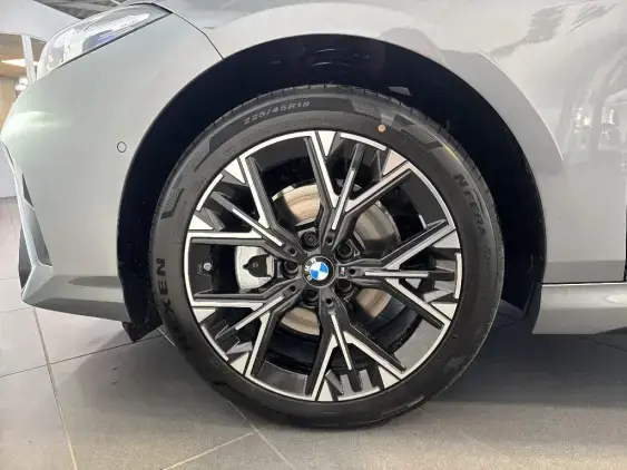 BMW SERIE 1 F70 - voiture de démonstration - Photo 20