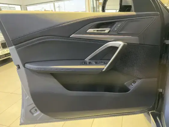 BMW iX2 U10 - voiture de démonstration - Photo 17