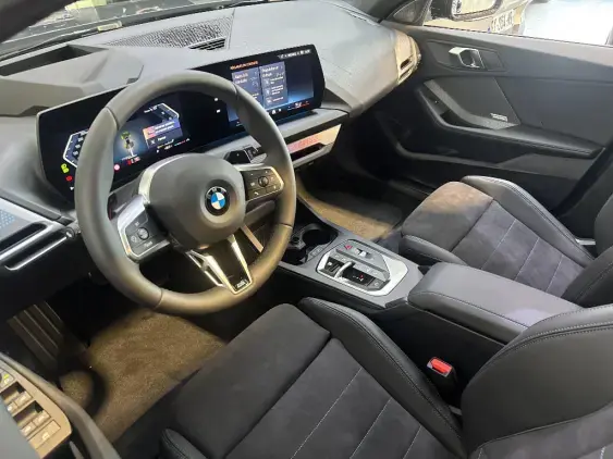 BMW SERIE 1 F70 - voiture de démonstration - Photo 16
