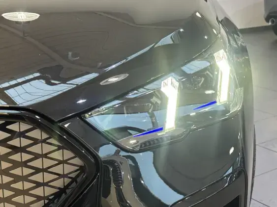 BMW iX2 U10 - voiture de démonstration - Photo 19