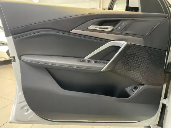 BMW iX2 U10 - voiture de démonstration - Photo 17