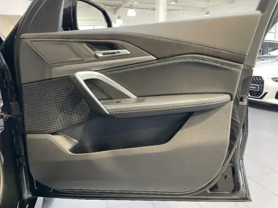 BMW X1 U11 - voiture de démonstration - Photo 18