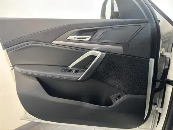 BMW X1 U11 - voiture de démonstration - Photo 17