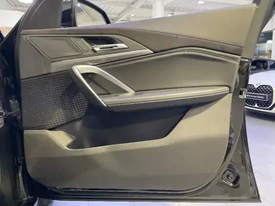 BMW iX2 U10 - voiture de démonstration - Photo 18