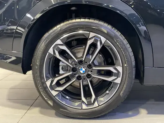 BMW iX2 U10 - voiture de démonstration - Photo 22