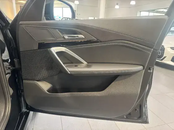 BMW iX1 U11 - voiture de démonstration - Photo 18