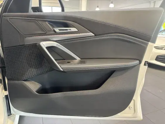 BMW X1 U11 - voiture de démonstration - Photo 18