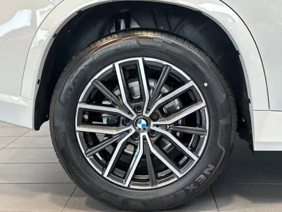 BMW X1 U11 - voiture de démonstration - Photo 22