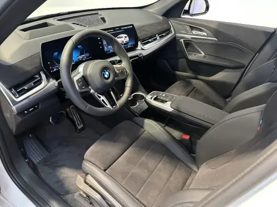 BMW X1 U11 - voiture de démonstration - Photo 16
