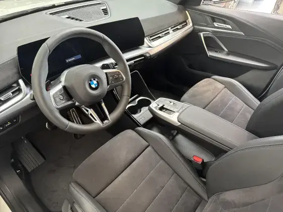 BMW X1 U11 - voiture de démonstration - Photo 16