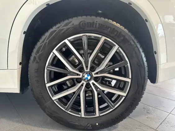 BMW X1 U11 - voiture de démonstration - Photo 21