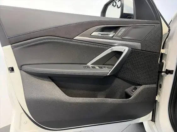 BMW X1 U11 - voiture de démonstration - Photo 18