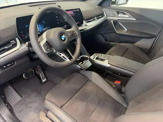 BMW X1 U11 - voiture de démonstration - Photo 17