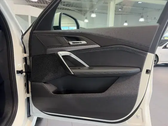 BMW X1 U11 - voiture de démonstration - Photo 19