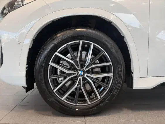 BMW X1 U11 - voiture de démonstration - Photo 21