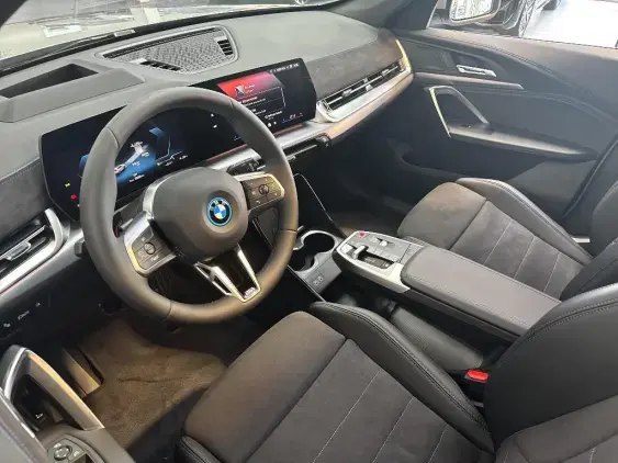 BMW iX1 U11 - voiture de démonstration - Photo 16