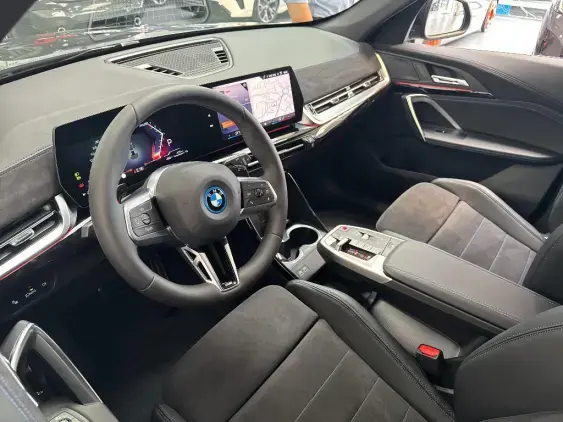 BMW X1 U11 - voiture de démonstration - Photo 16