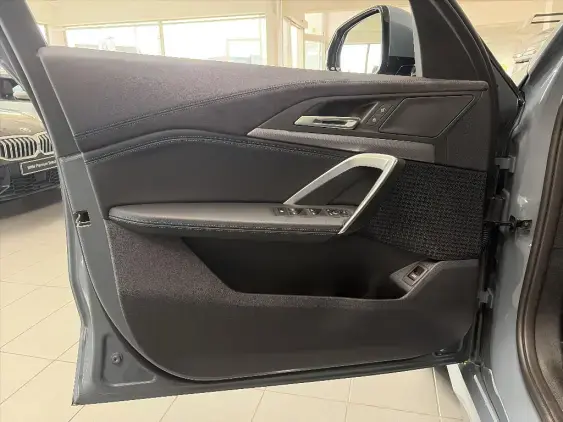 BMW X1 U11 - voiture de démonstration - Photo 18