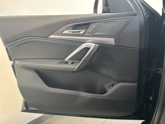 BMW X1 U11 - voiture de démonstration - Photo 17