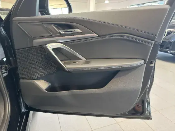 BMW X1 U11 - voiture de démonstration - Photo 18