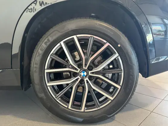 BMW X1 U11 - voiture de démonstration - Photo 21