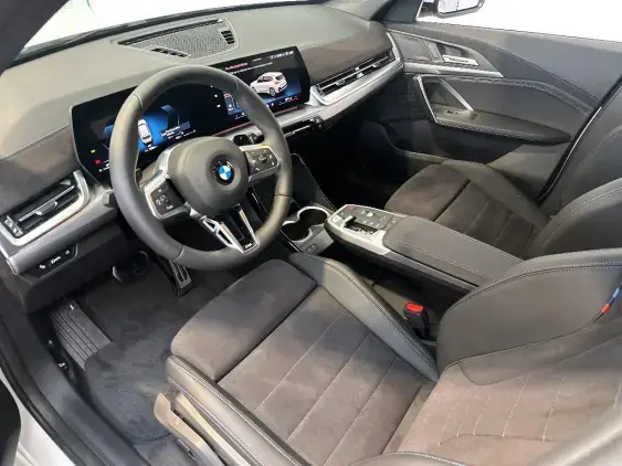 BMW X1 U11 - voiture de démonstration - Photo 16
