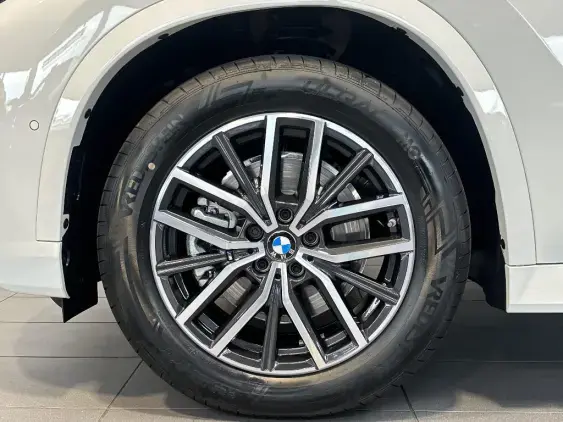 BMW X1 U11 - voiture de démonstration - Photo 20
