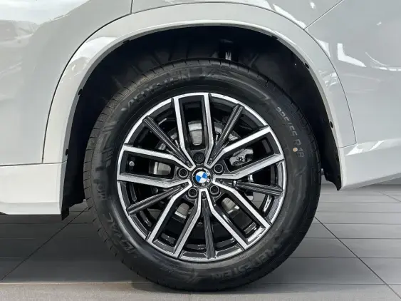 BMW X1 U11 - voiture de démonstration - Photo 21