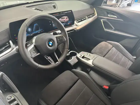 BMW X1 U11 - voiture de démonstration - Photo 16
