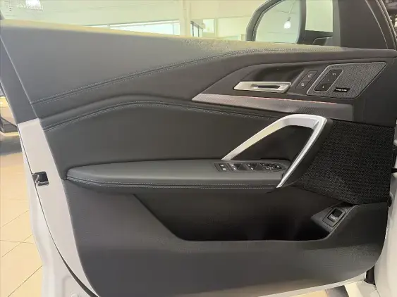 BMW X1 U11 - voiture de démonstration - Photo 17