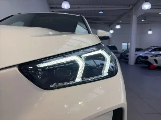 BMW X1 U11 - voiture de démonstration - Photo 19