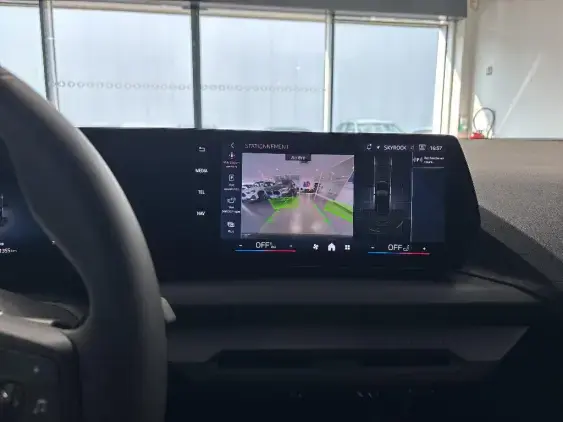 BMW SERIE 1 F70 - voiture de démonstration - Photo 15