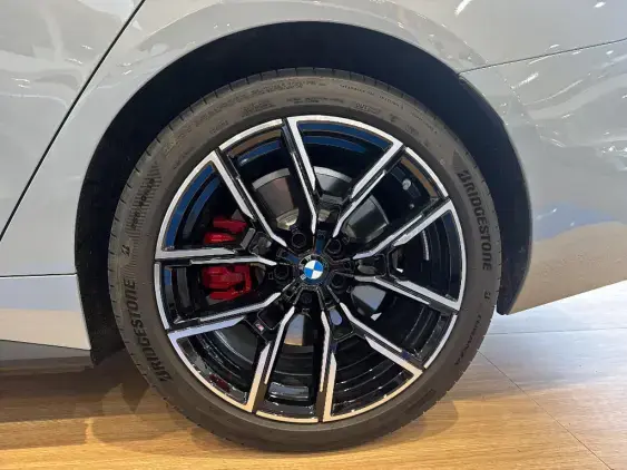 BMW i4 G26 LCI - voiture de démonstration - Photo 12