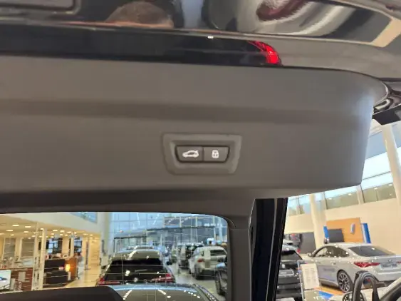 BMW iX2 U10 - voiture de démonstration - Photo 15