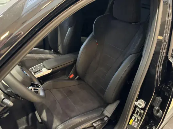 BMW iX2 U10 - voiture de démonstration - Photo 16