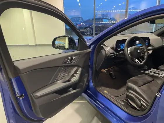 BMW SERIE 1 F70 - voiture de démonstration - Photo 13