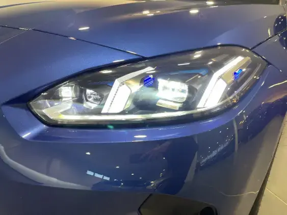 BMW SERIE 1 F70 - voiture de démonstration - Photo 14