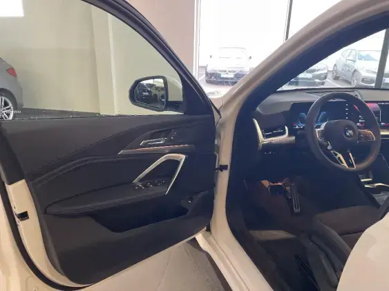 BMW X1 U11 - voiture de démonstration - Photo 13