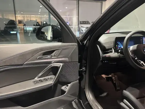 BMW X1 U11 - voiture de démonstration - Photo 13