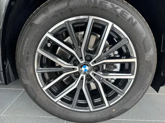 BMW X1 U11 - voiture de démonstration - Photo 16