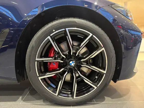 BMW i4 G26 LCI - voiture de démonstration - Photo 11